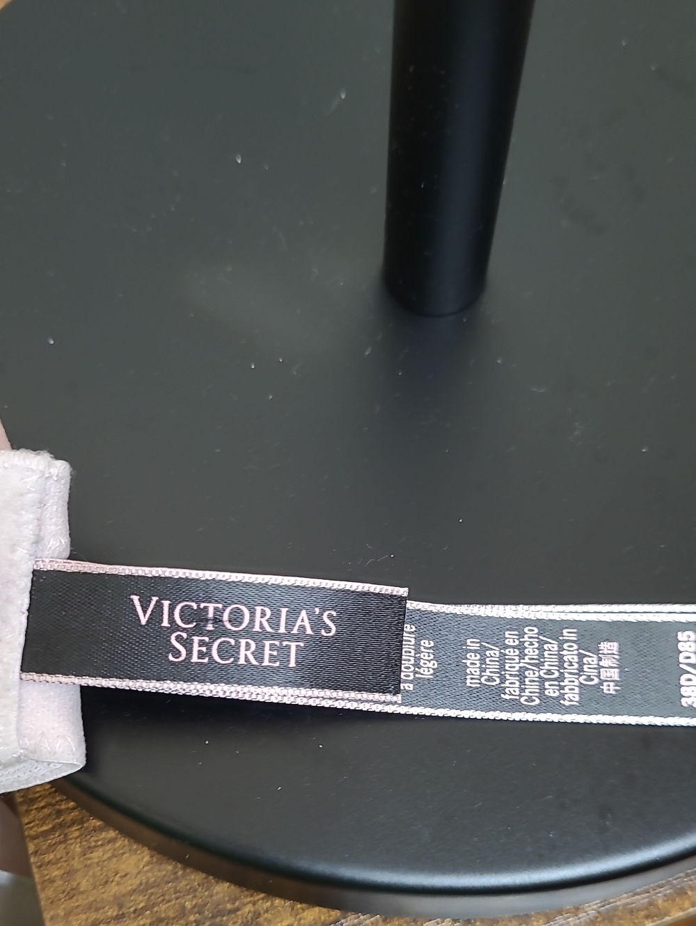 Victorias Secret Light Pink & Silver Lace Very Sexy Lightly Lined Plunge Bra 38D - Picture 7 of 8